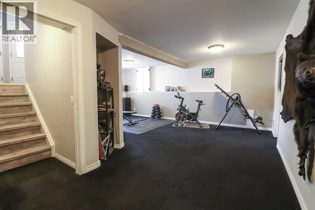 11329 92B Street - 21