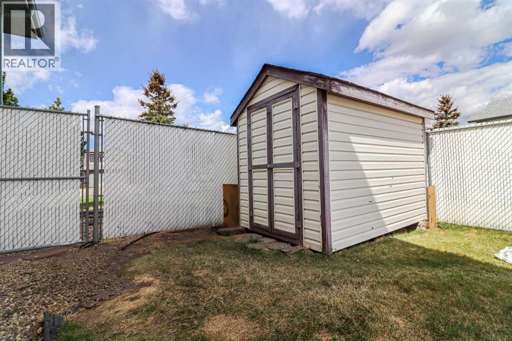 11329 92B Street - 31