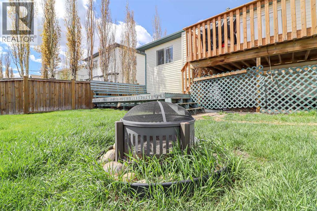 11329 92B Street - 33