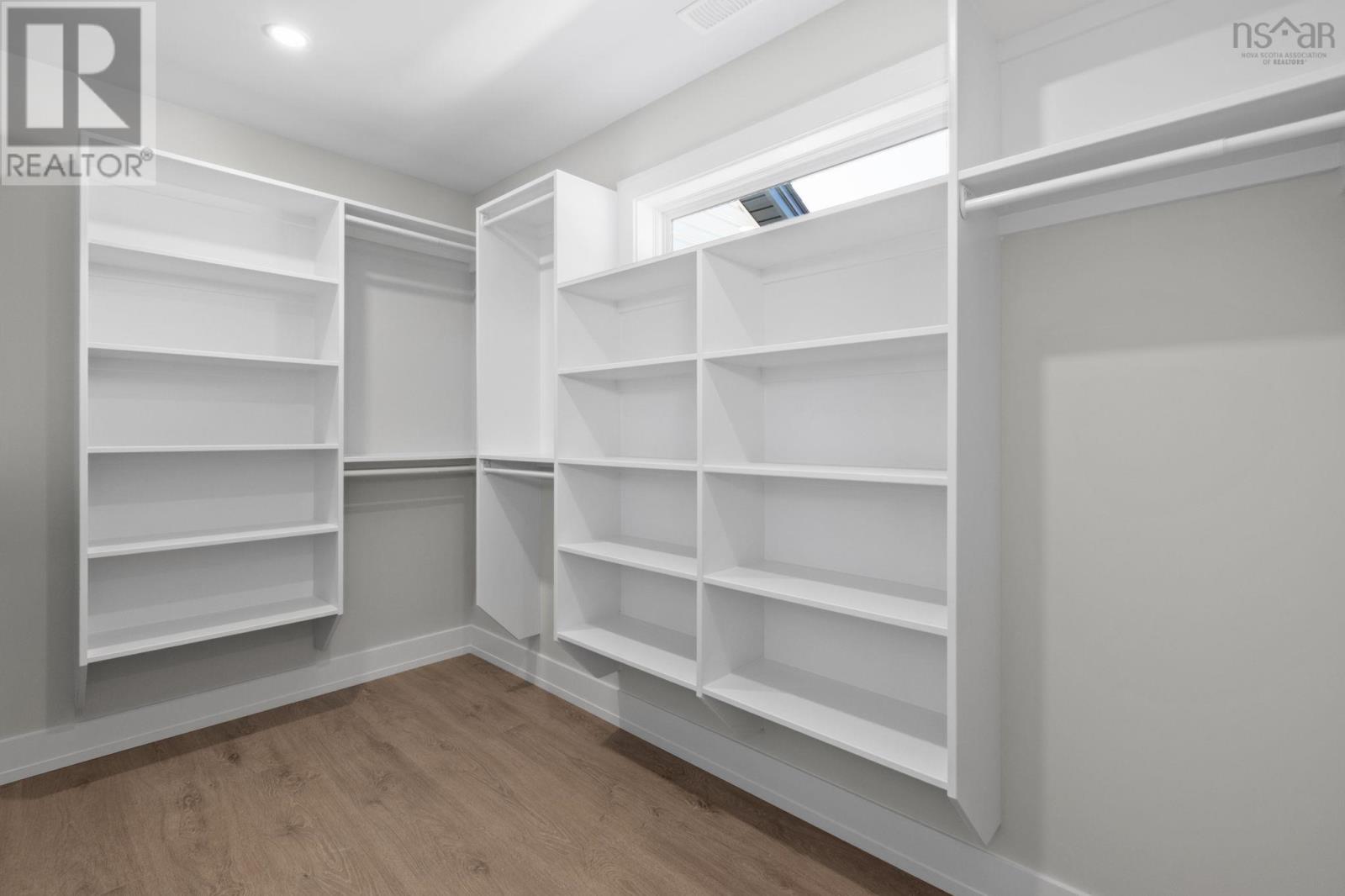 173 Orchid Court - 32