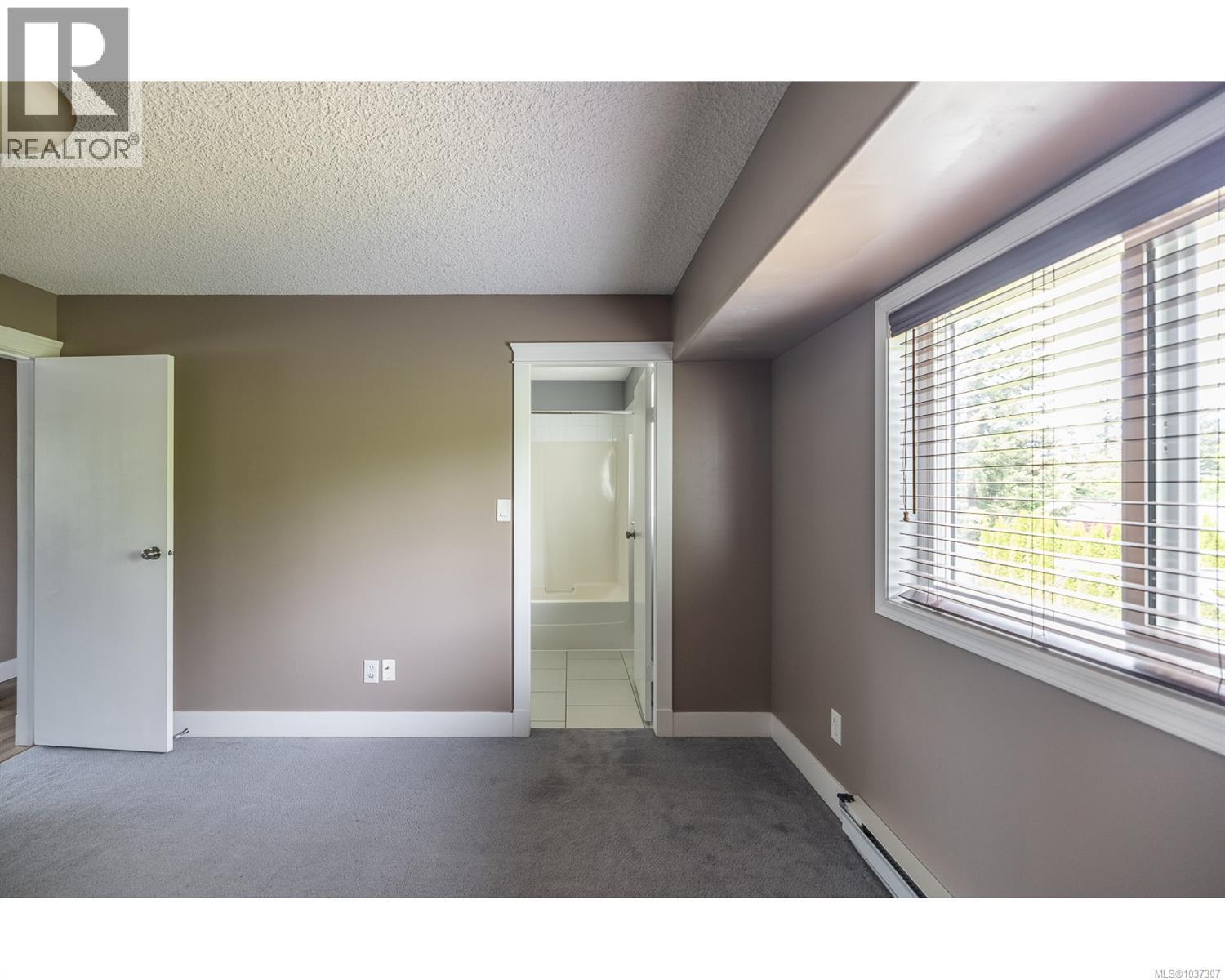 5202 Kaitlyns Way - 17