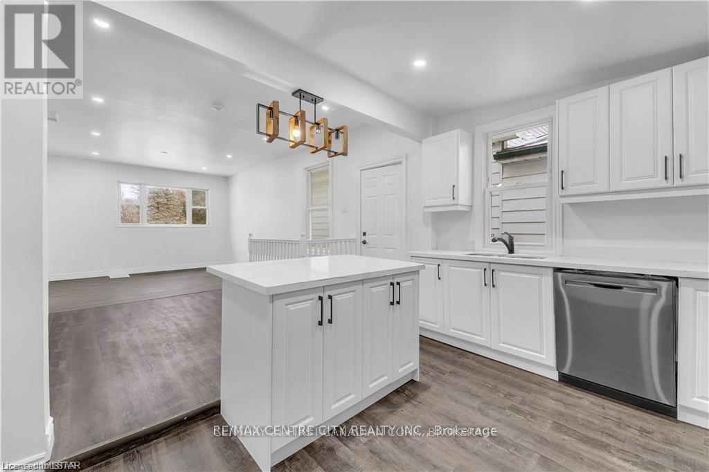 55 ADA STREET - Image 3