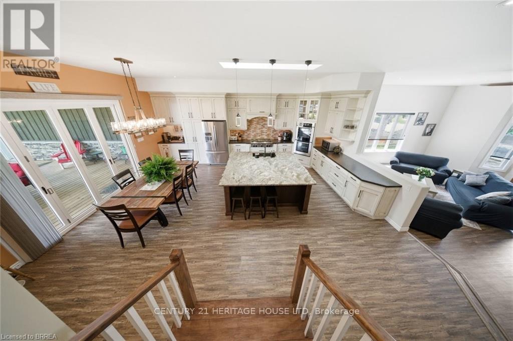 5 ECHO VILLA AVENUE - 19