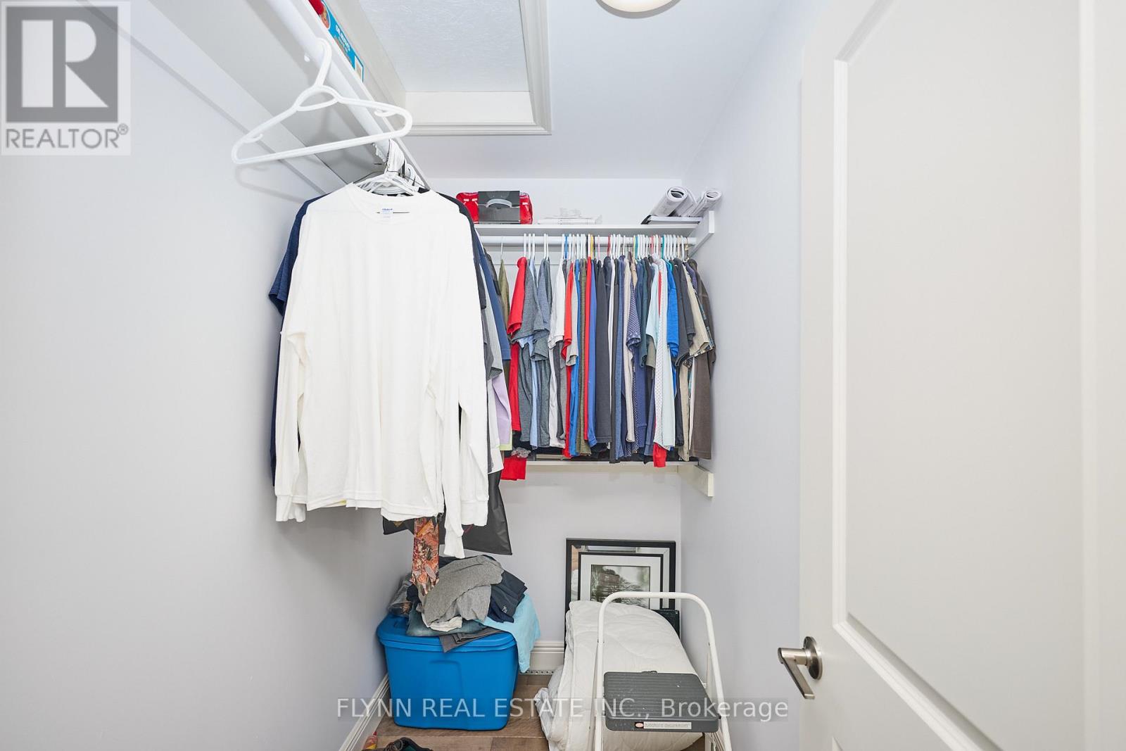 8880 ANGIE DRIVE - 36