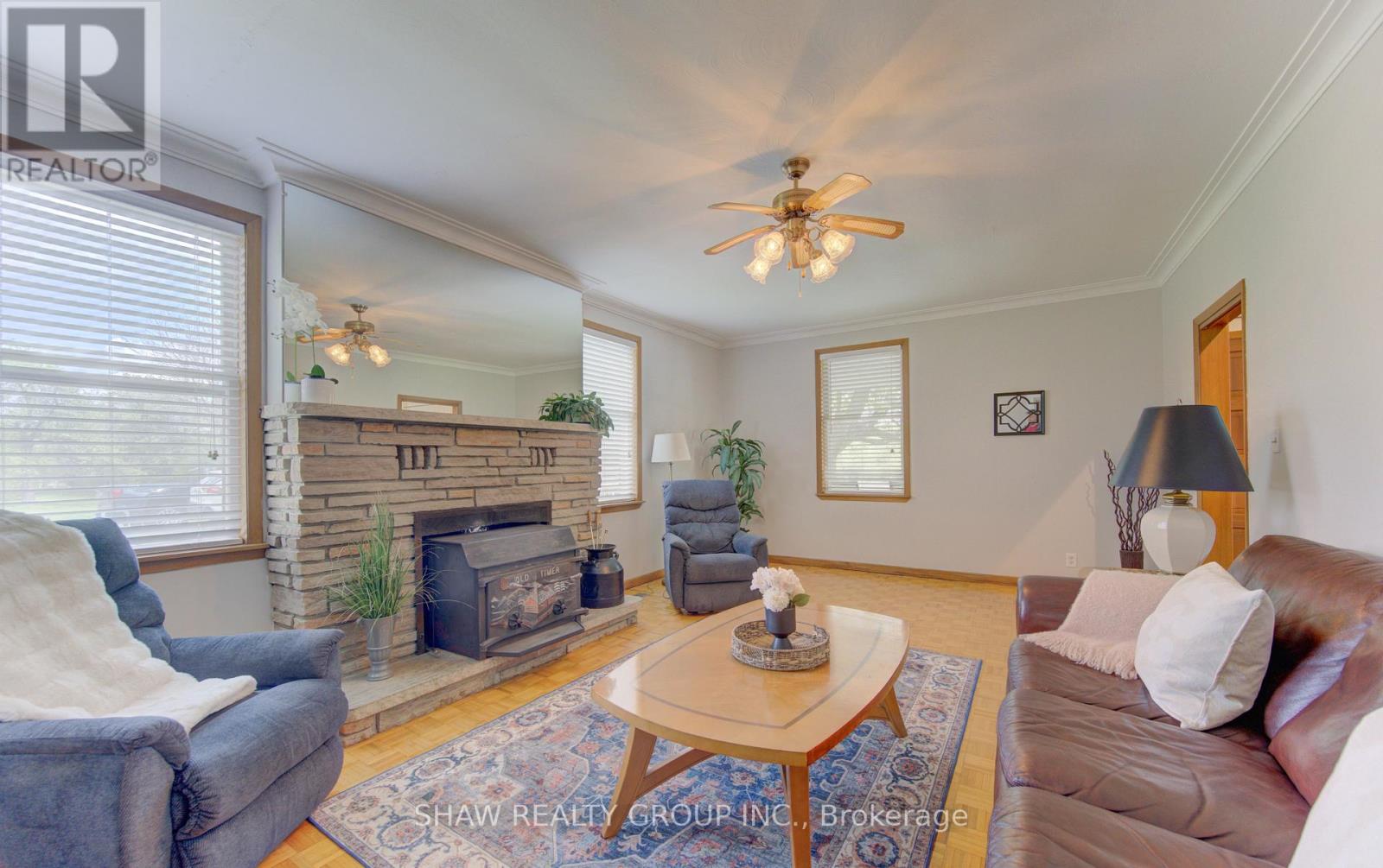 1463 KOSSUTH ROAD - 15