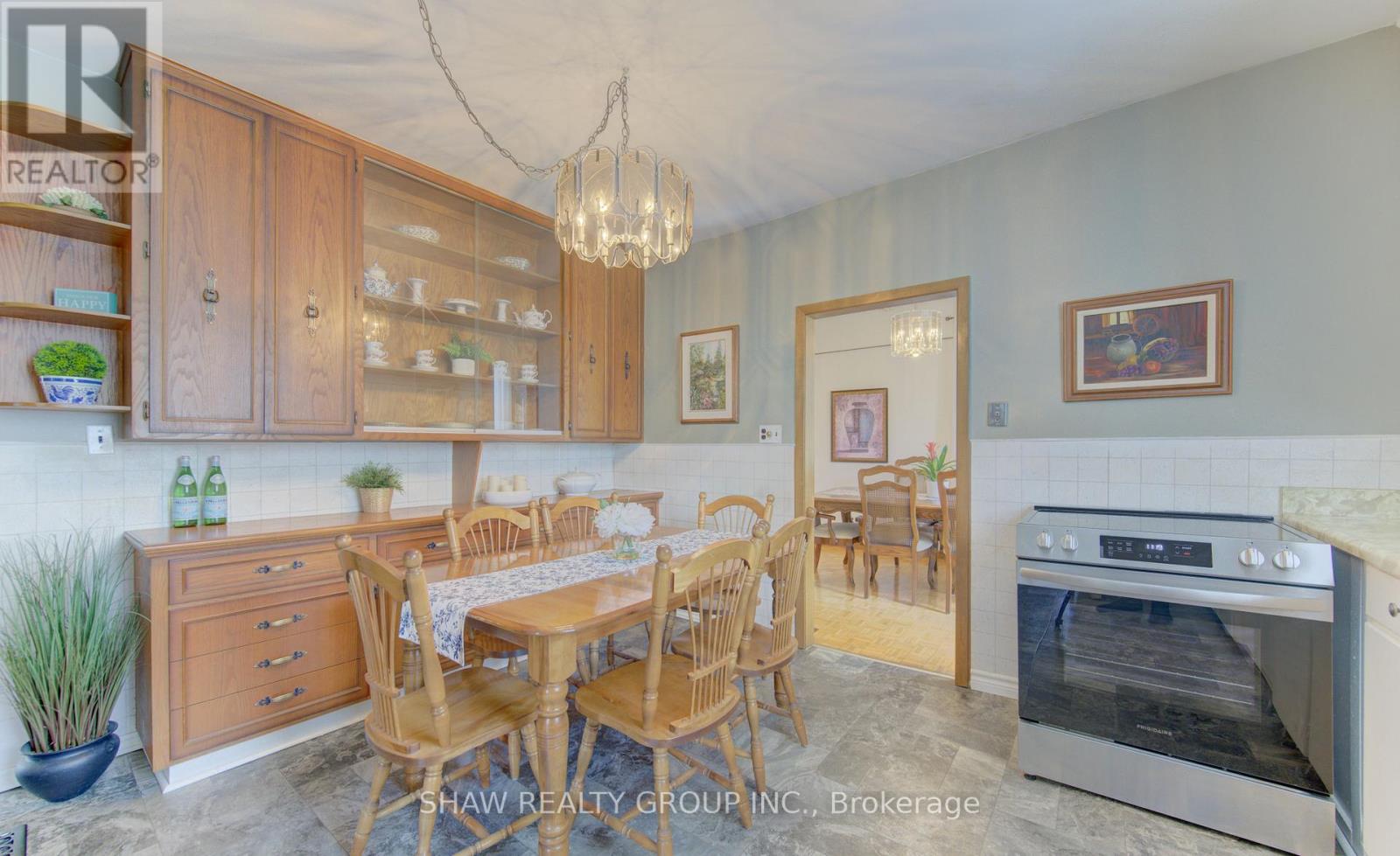 1463 KOSSUTH ROAD - 21