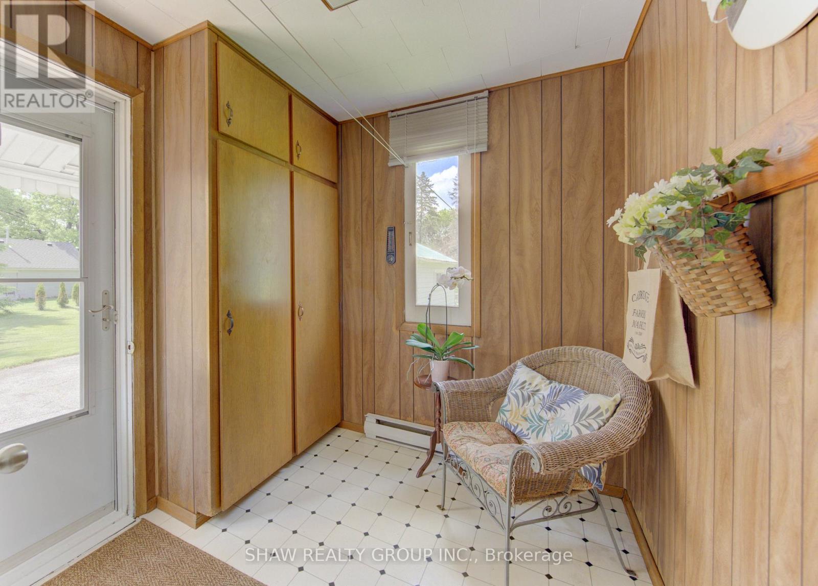 1463 KOSSUTH ROAD - 25