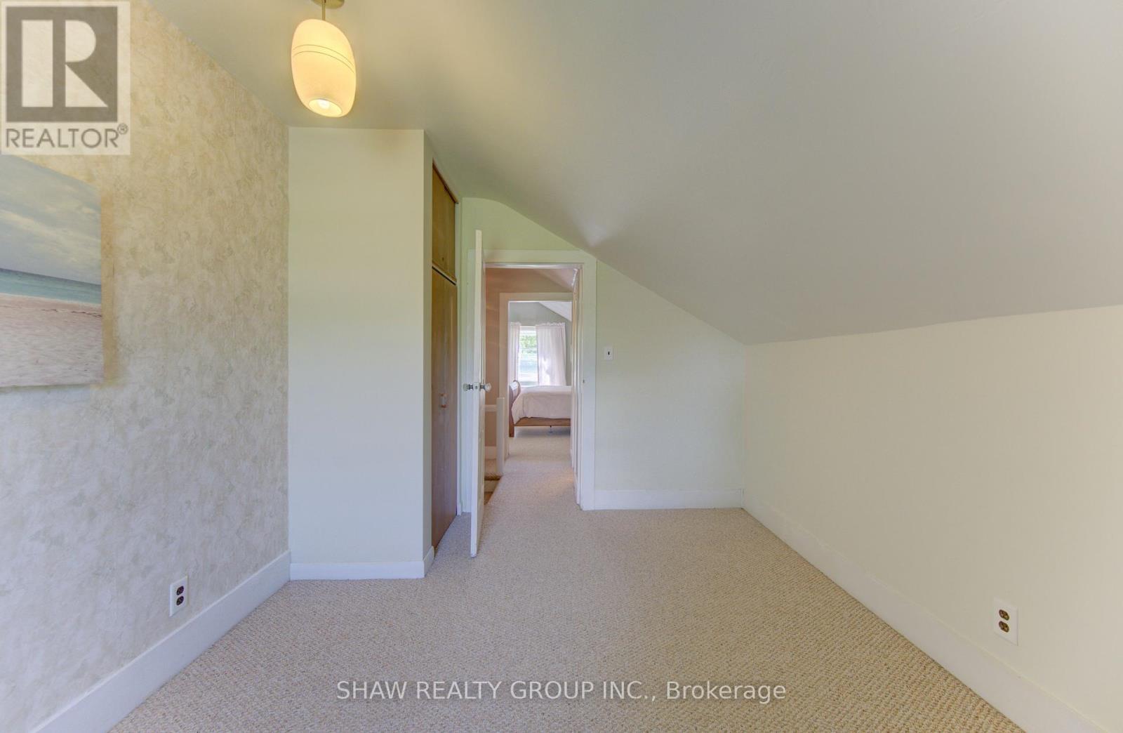 1463 KOSSUTH ROAD - 36