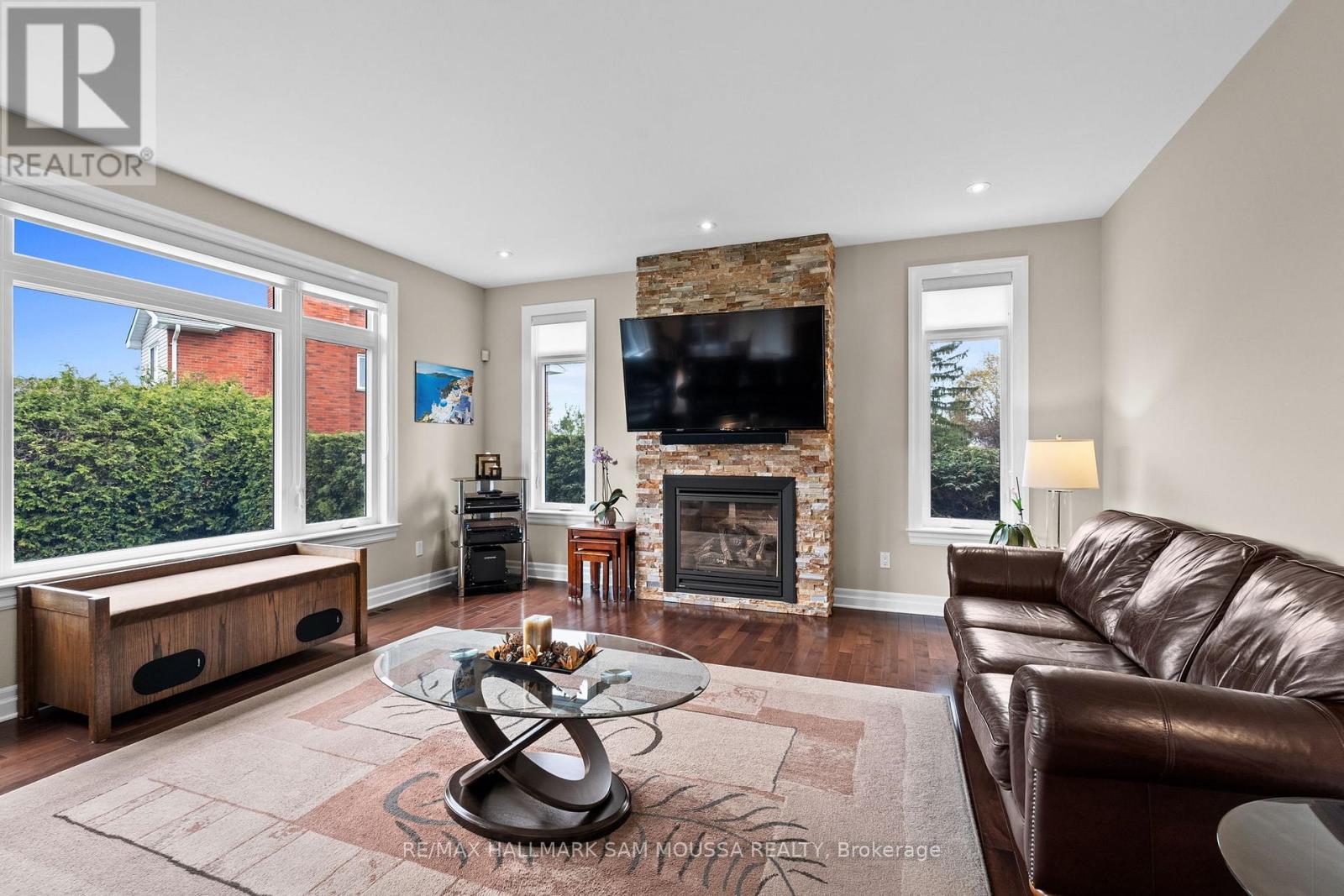 18 WYNFORD AVENUE - 15