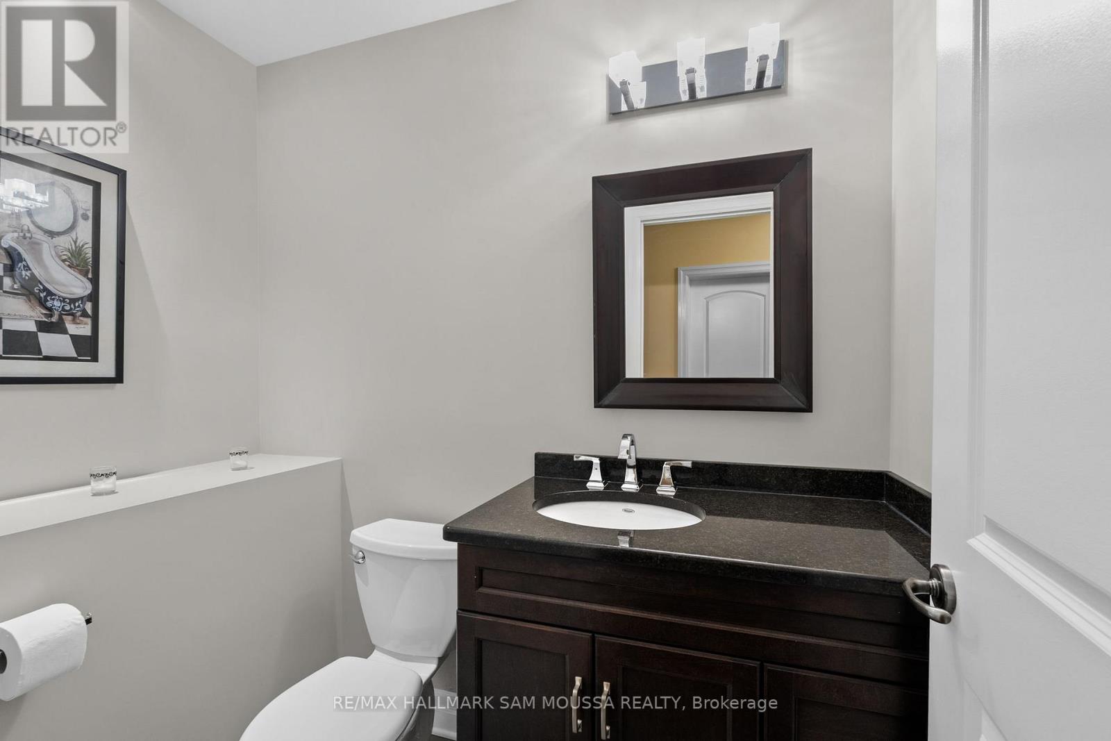 18 WYNFORD AVENUE - 38