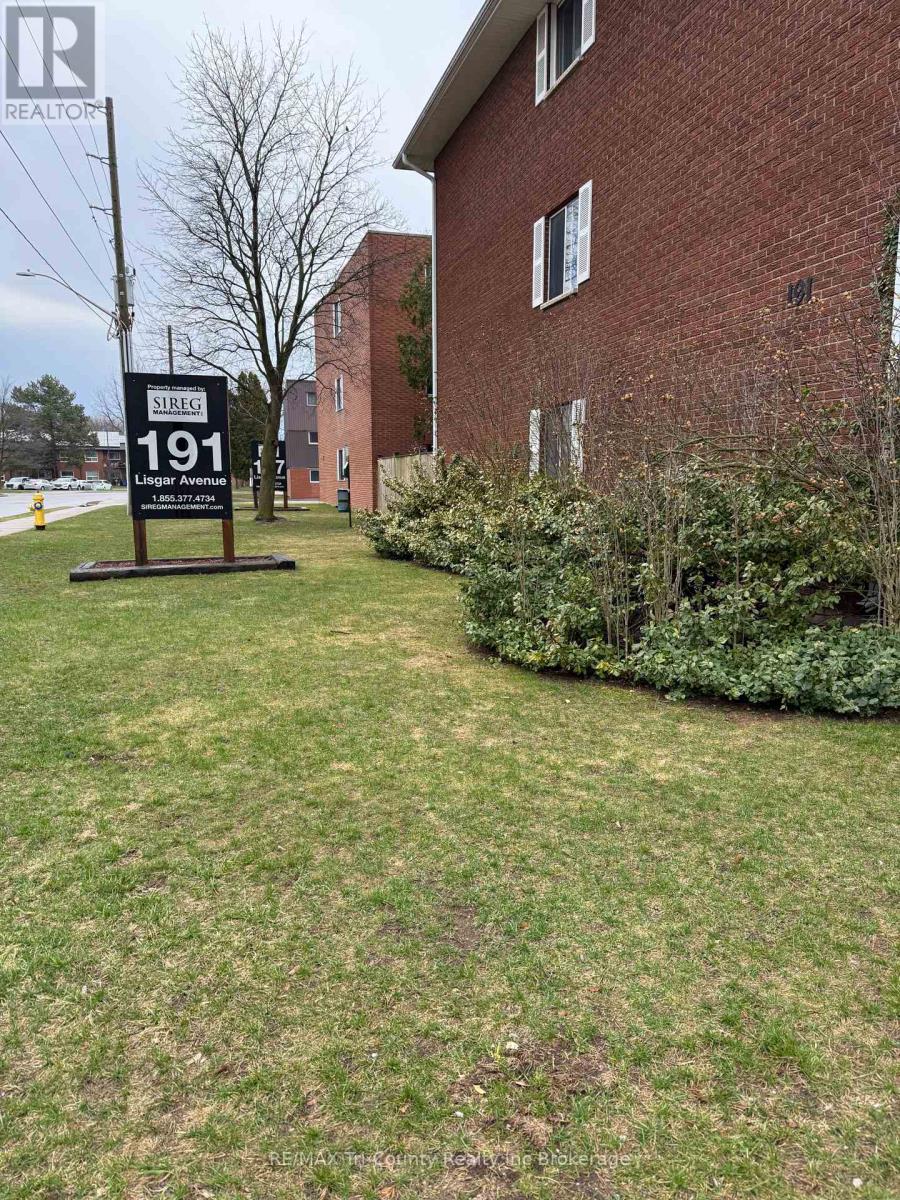#301 191 LISGAR AVENUE - 1