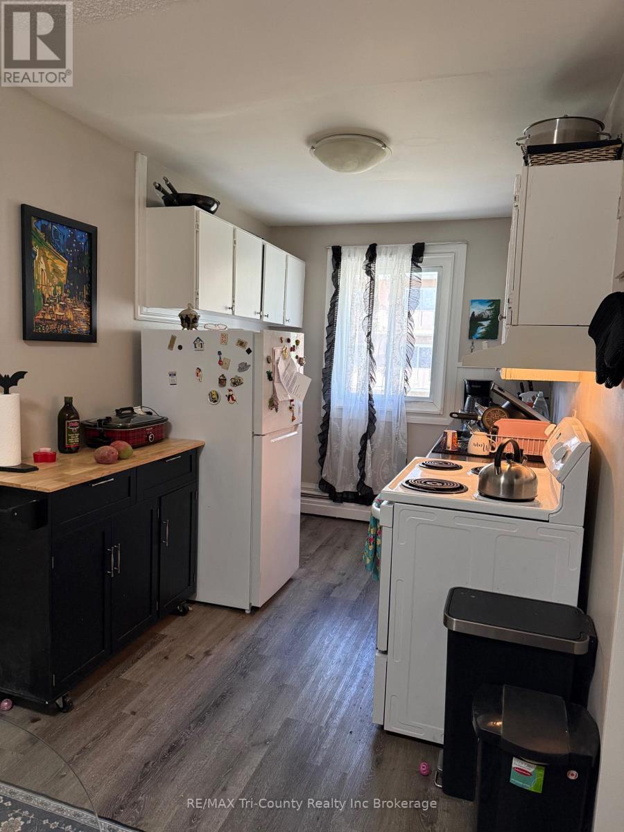 #301 191 LISGAR AVENUE - 3