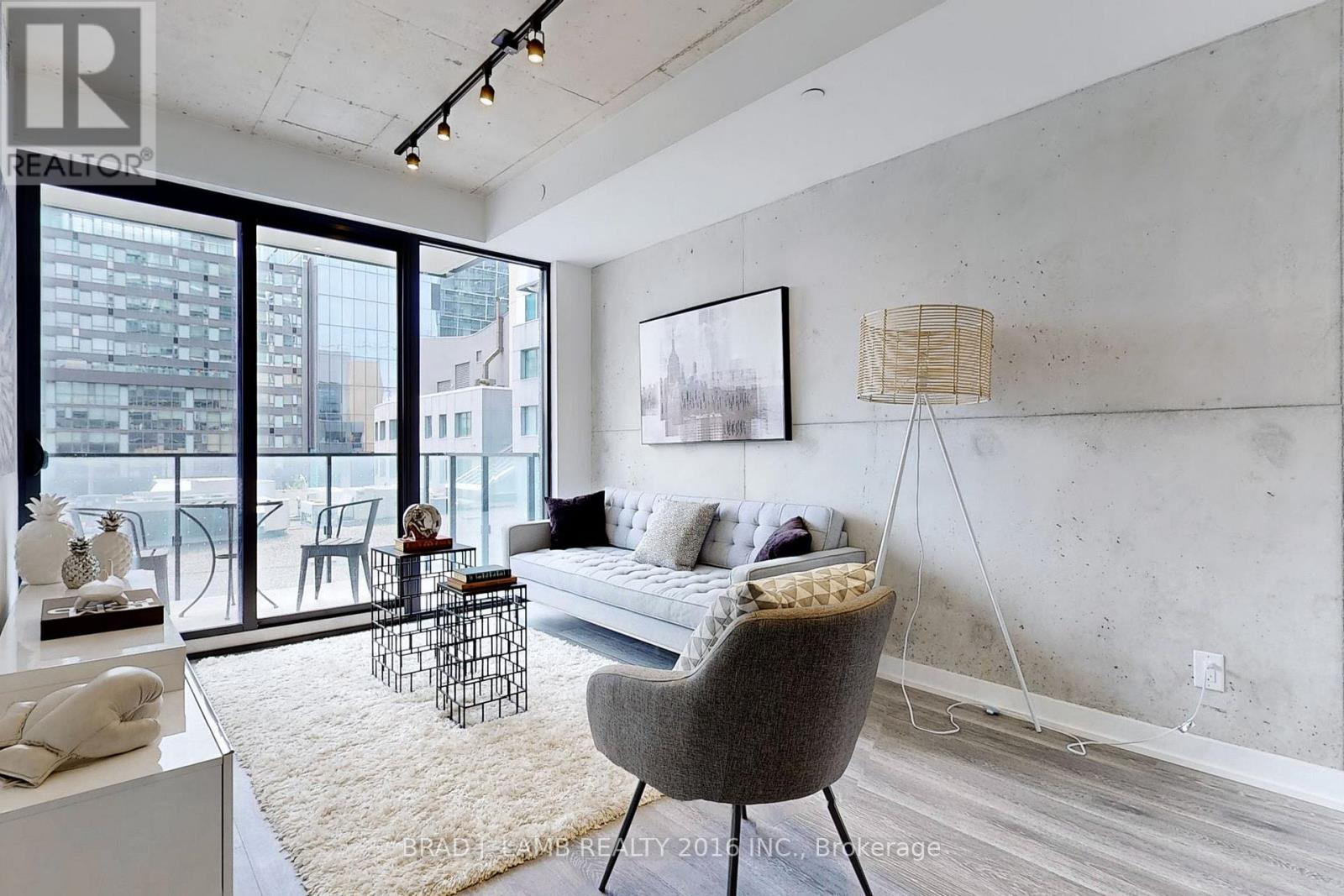 #305 55 ONTARIO STREET - Image 2