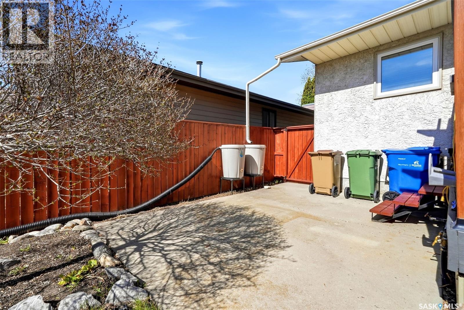2947 More CRESCENT E - 50