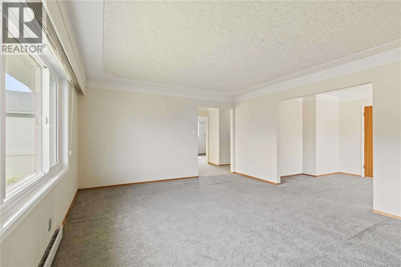 1273 Denman St - 9