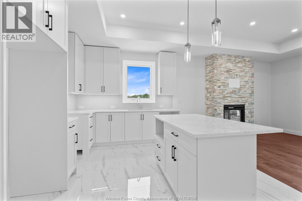 3335 TULLIO, LaSalle, Ontario, N9H1H3 — Photo 13