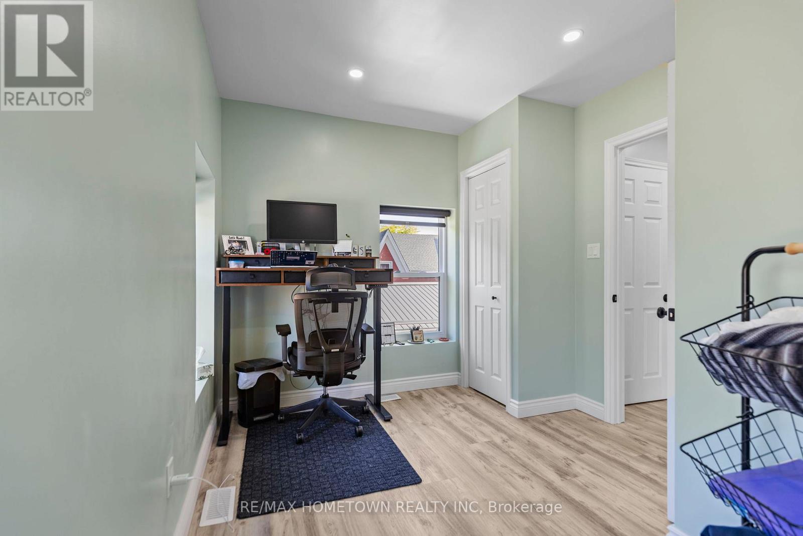 198 JAMES STREET W - 38