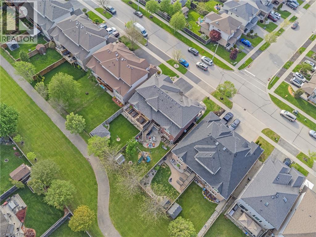 151 RAVENSWOOD Road - 39