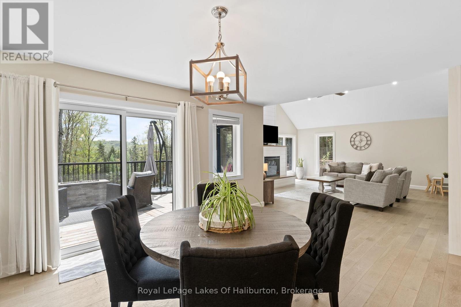 51 GLEBE ROAD - 13