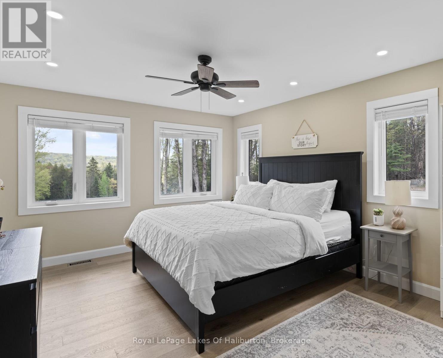 51 GLEBE ROAD - 19