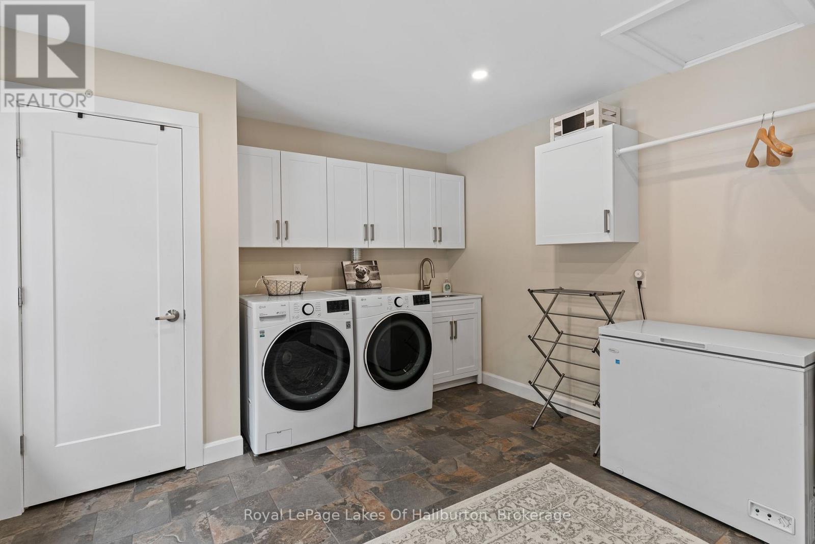 51 GLEBE ROAD - 26