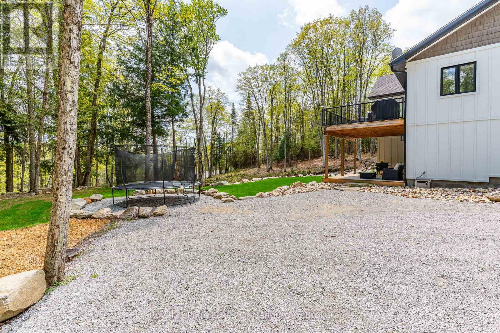 51 GLEBE ROAD - 39
