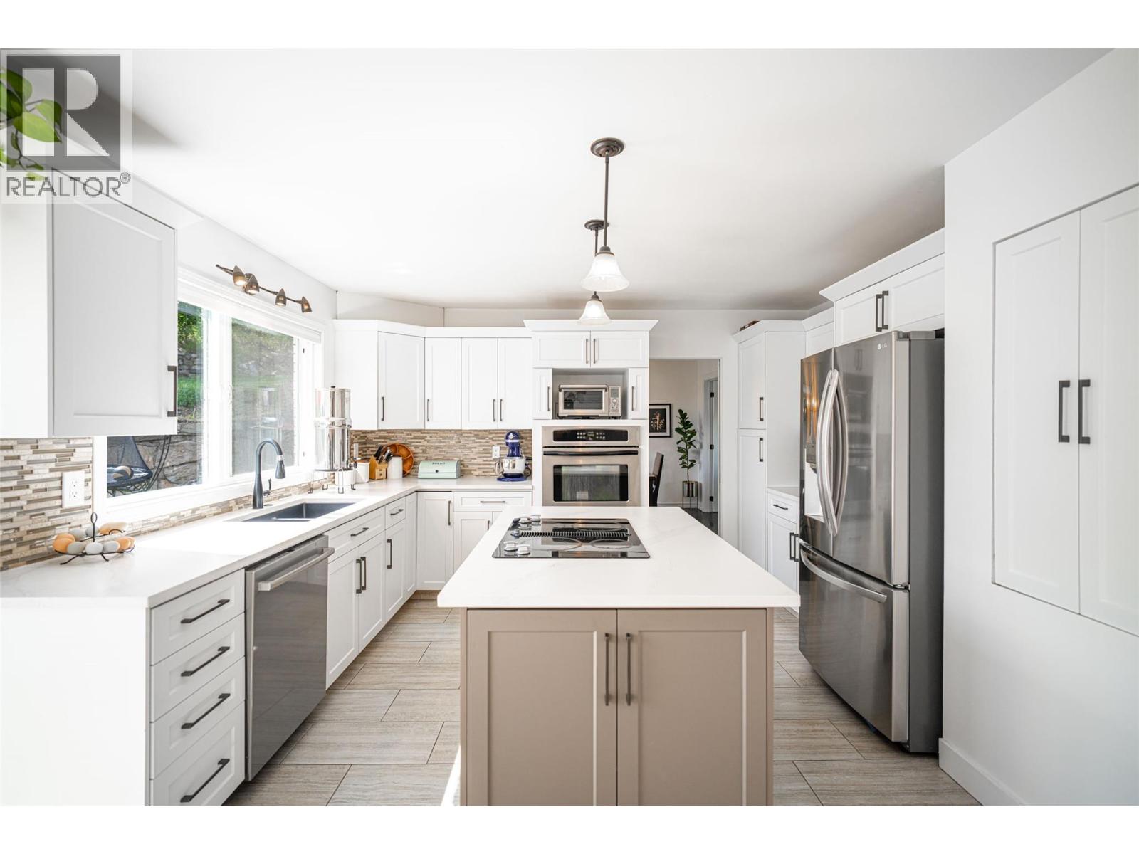 11306 Hillside Drive - 14