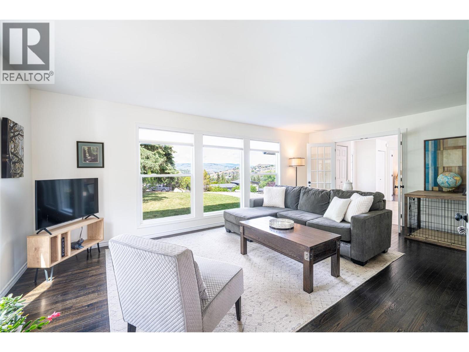 11306 Hillside Drive - 9