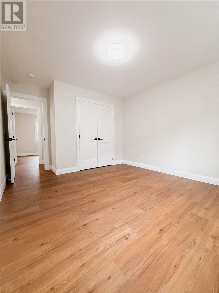 213 Hillsboro Unit# 1, Sudbury, Ontario, P3B2B5 — Photo 2
