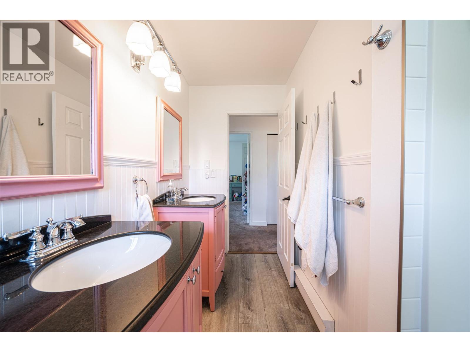 11306 Hillside Drive - 48