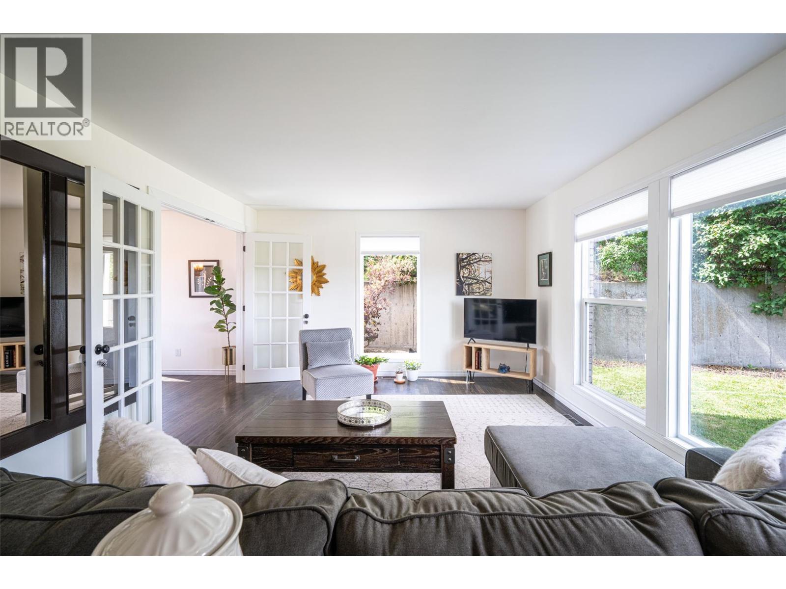 11306 Hillside Drive - 8