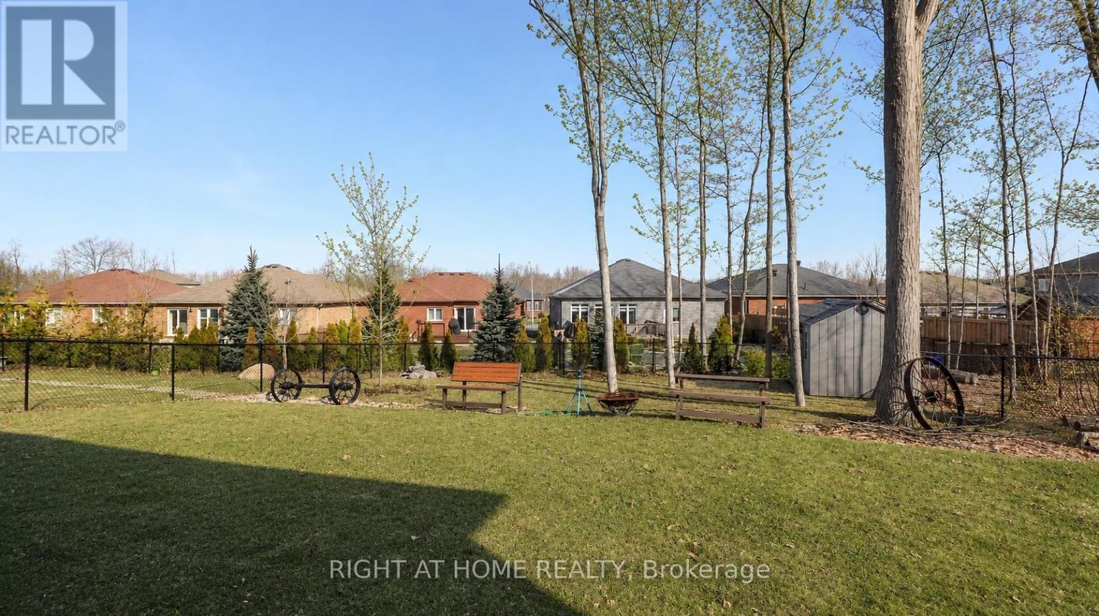 28 HUNTER AVENUE - 19