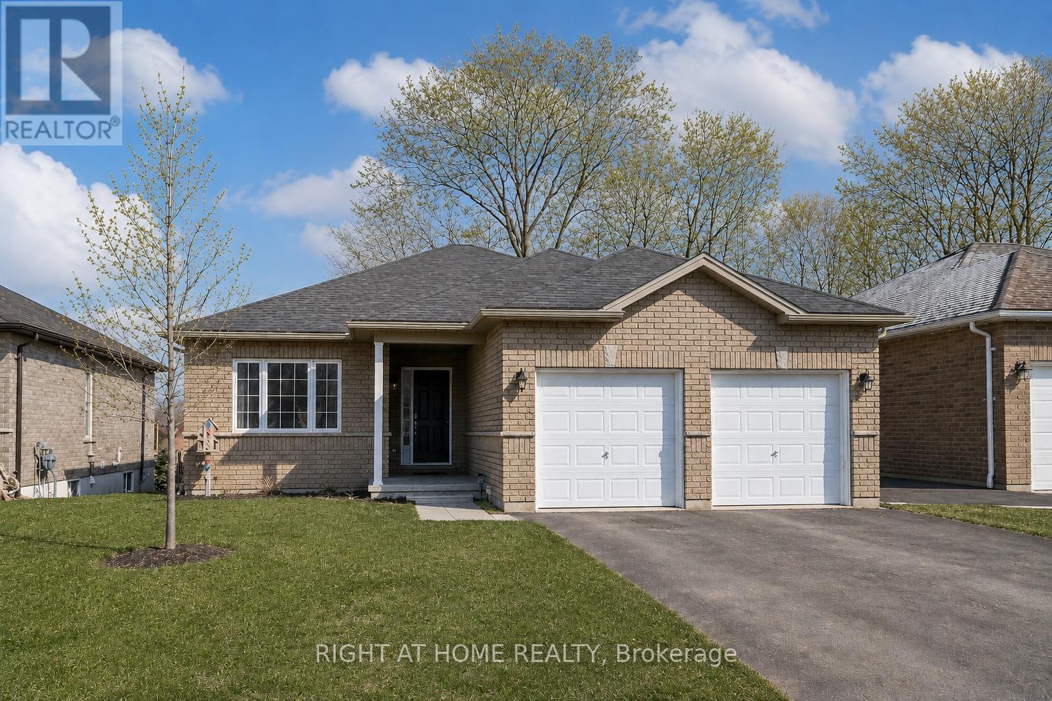 28 HUNTER AVENUE - 1