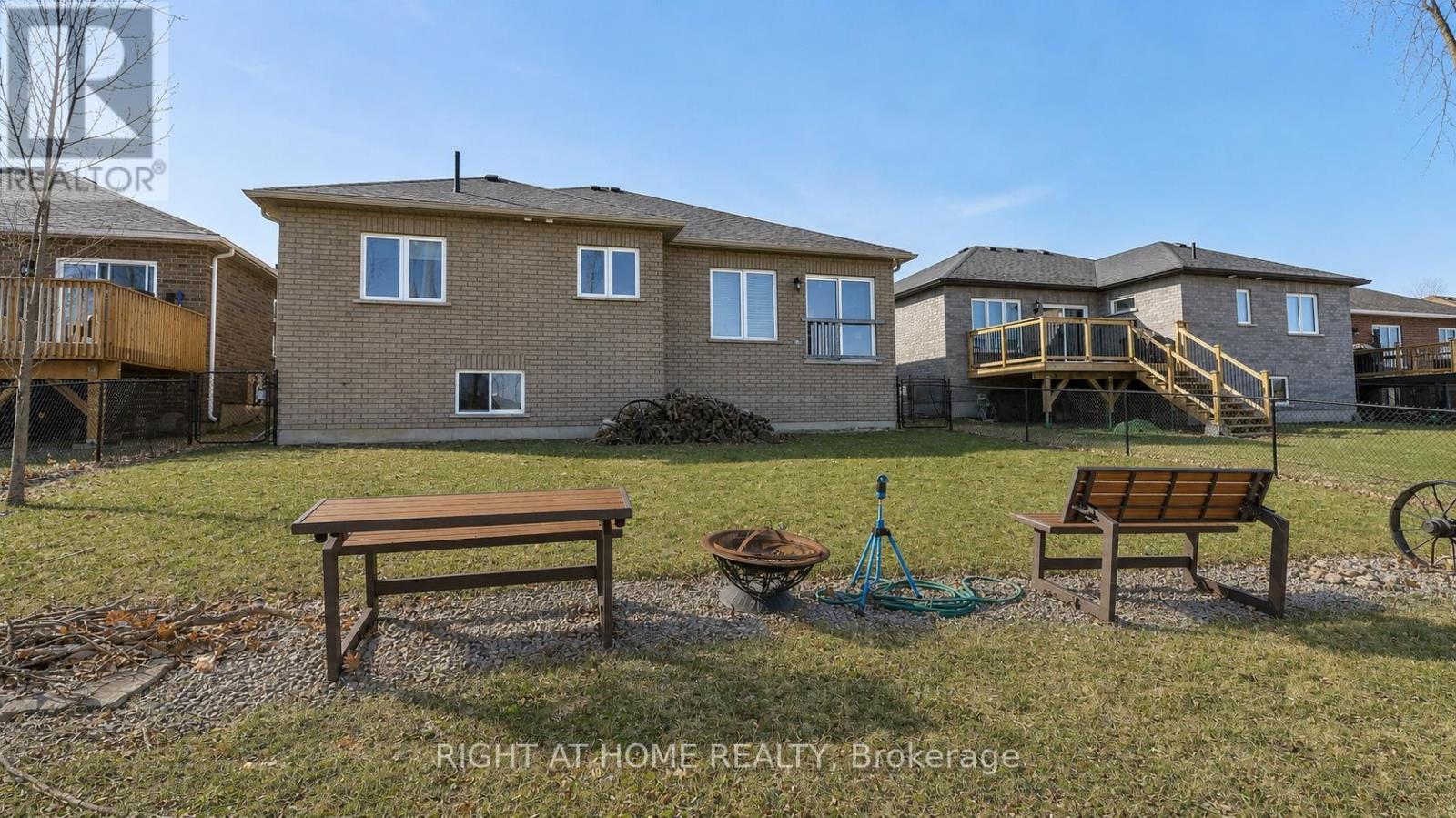 28 HUNTER AVENUE - 17