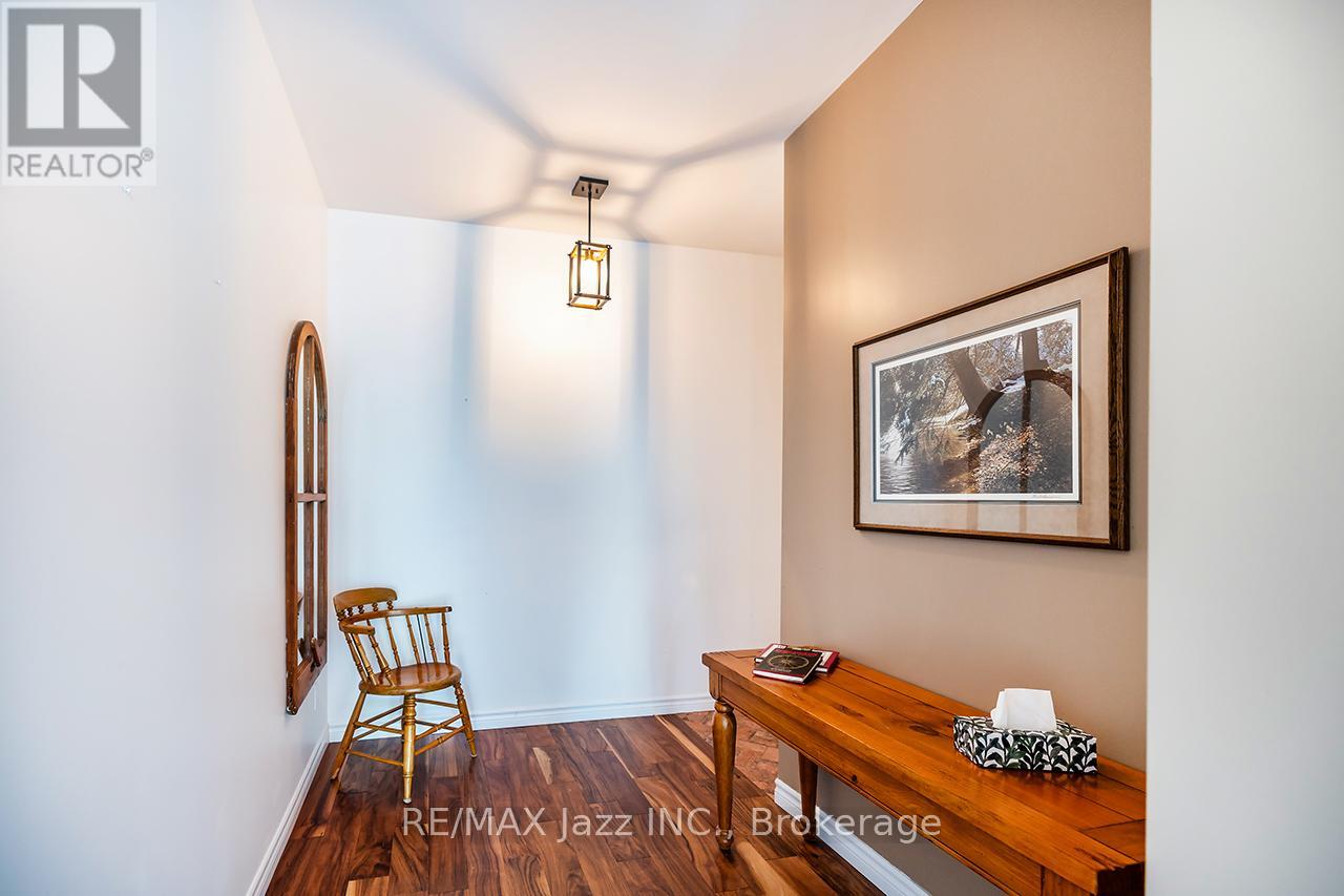 #111 29 LAKEWOOD CRESCENT - 17