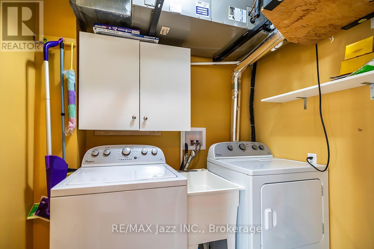 #111 29 LAKEWOOD CRESCENT - 18