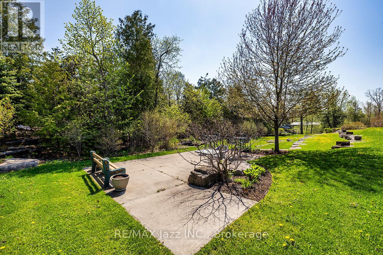 #111 29 LAKEWOOD CRESCENT - 26