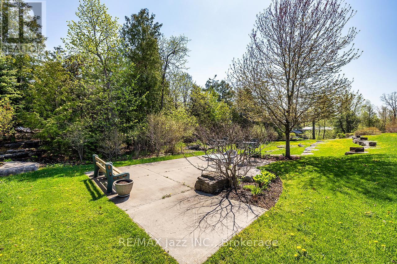 #111 29 LAKEWOOD CRESCENT - 27
