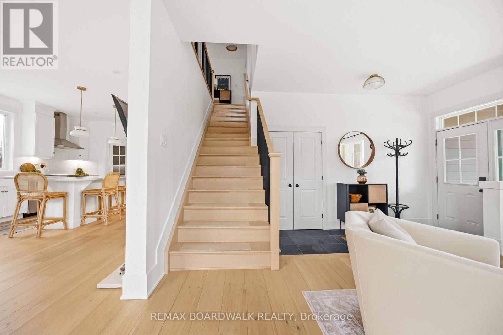 115 KASWIT DRIVE - 19