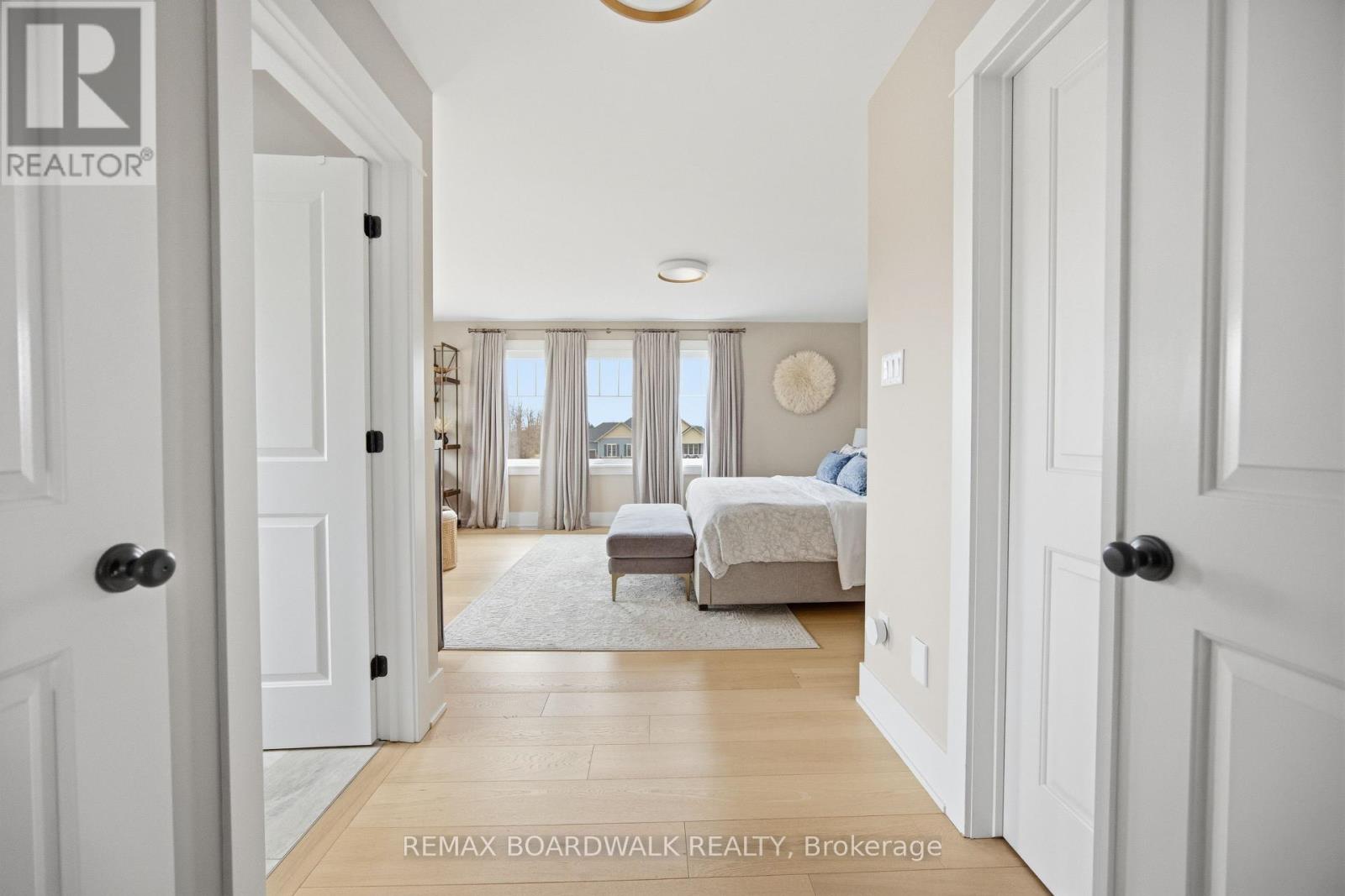 115 KASWIT DRIVE - 21