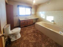 142116 11 Road W, Fisher Branch, MB R0C0Z0 Photo 18