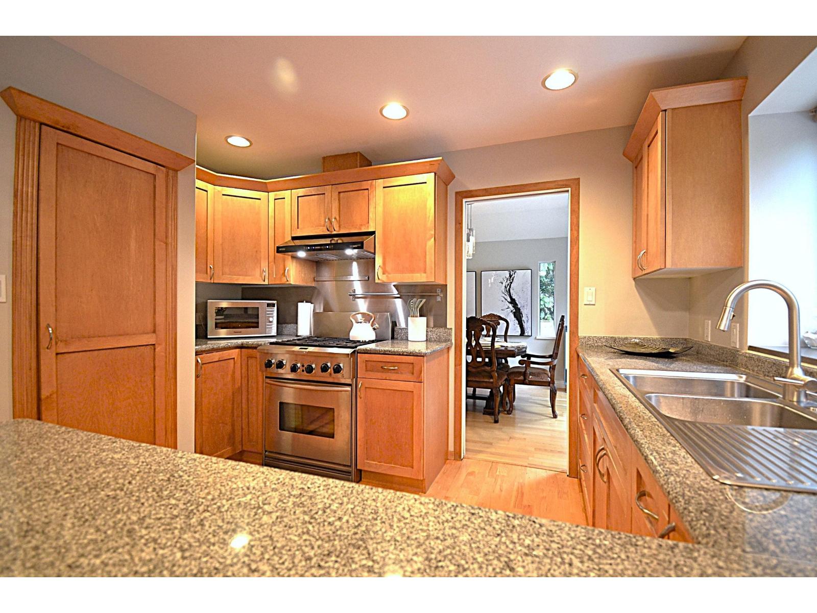 20530 96B AVENUE, Langley