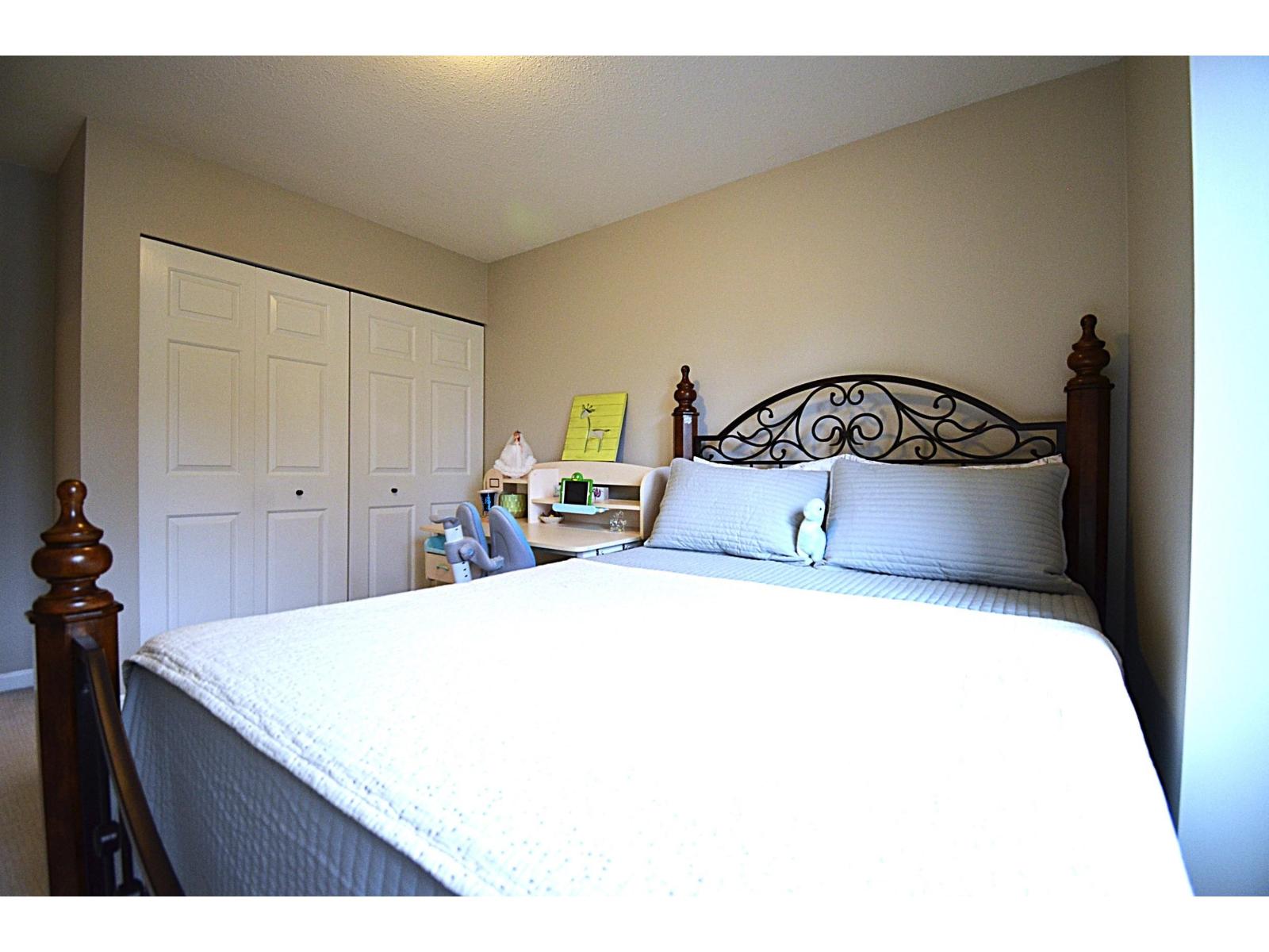 20530 96B AVENUE, Langley