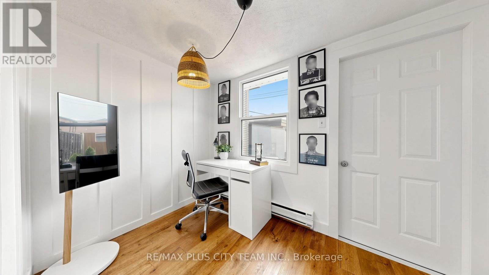 320 BOON AVENUE - 12