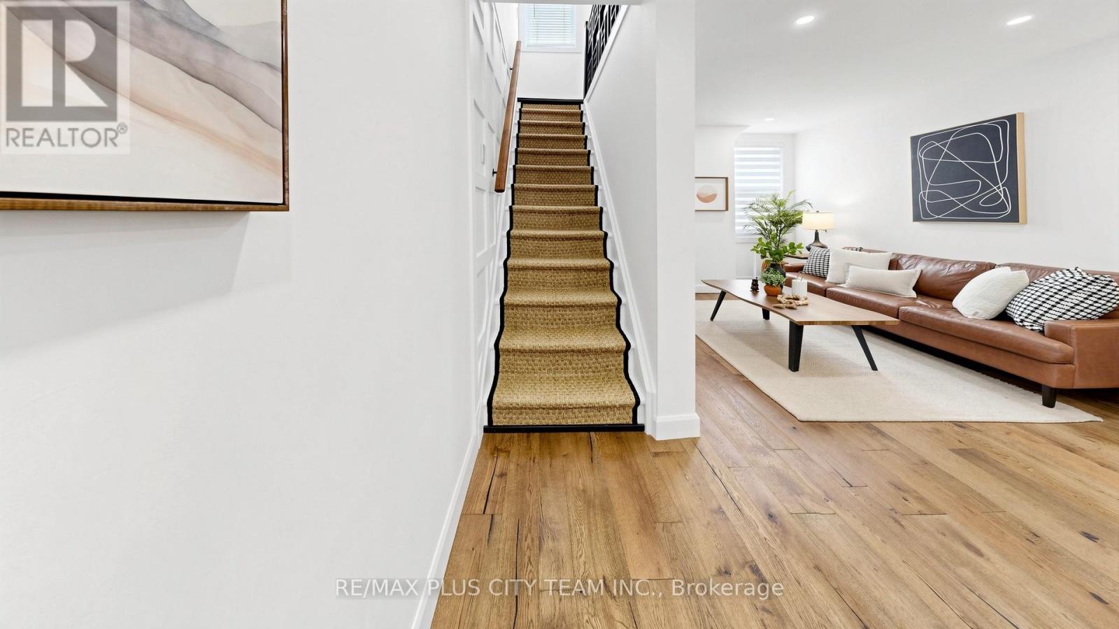 320 BOON AVENUE - 15
