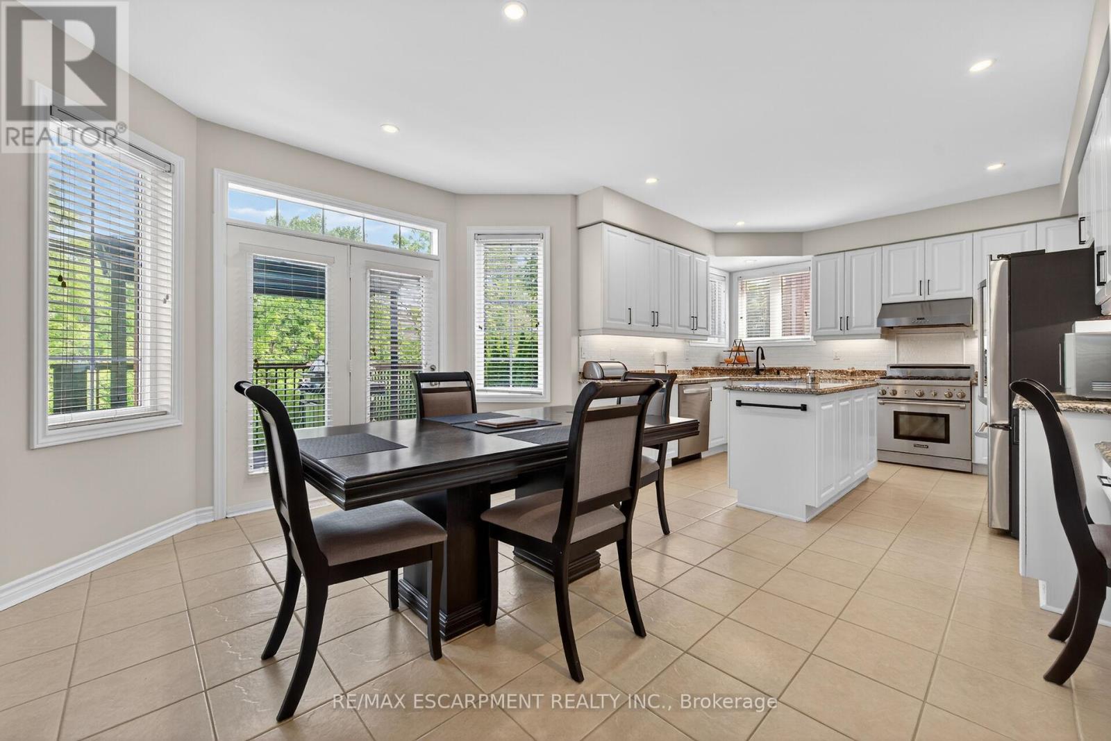 2431 CASTLEBROOK ROAD - 13