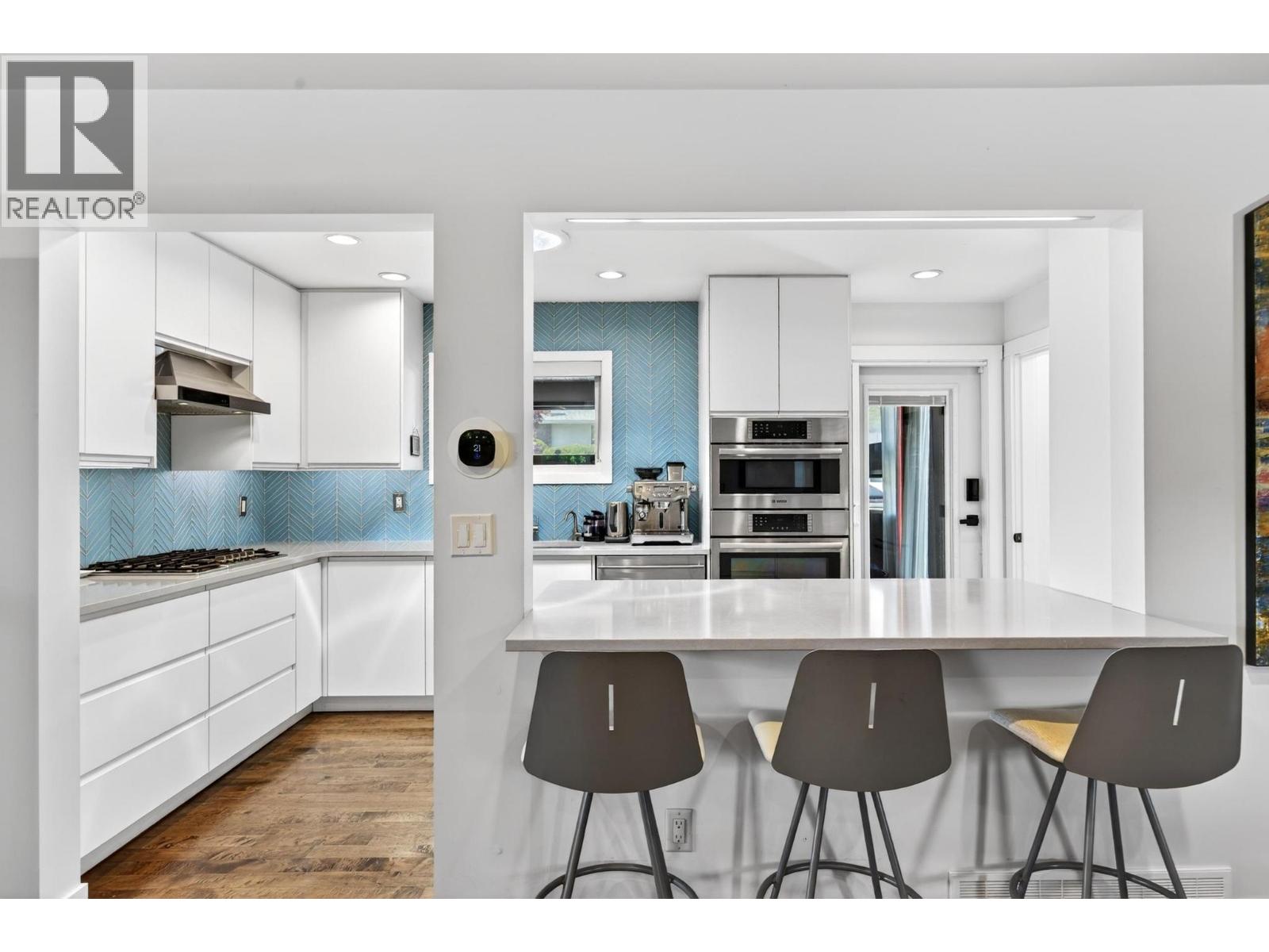 350 Yates Road - 11