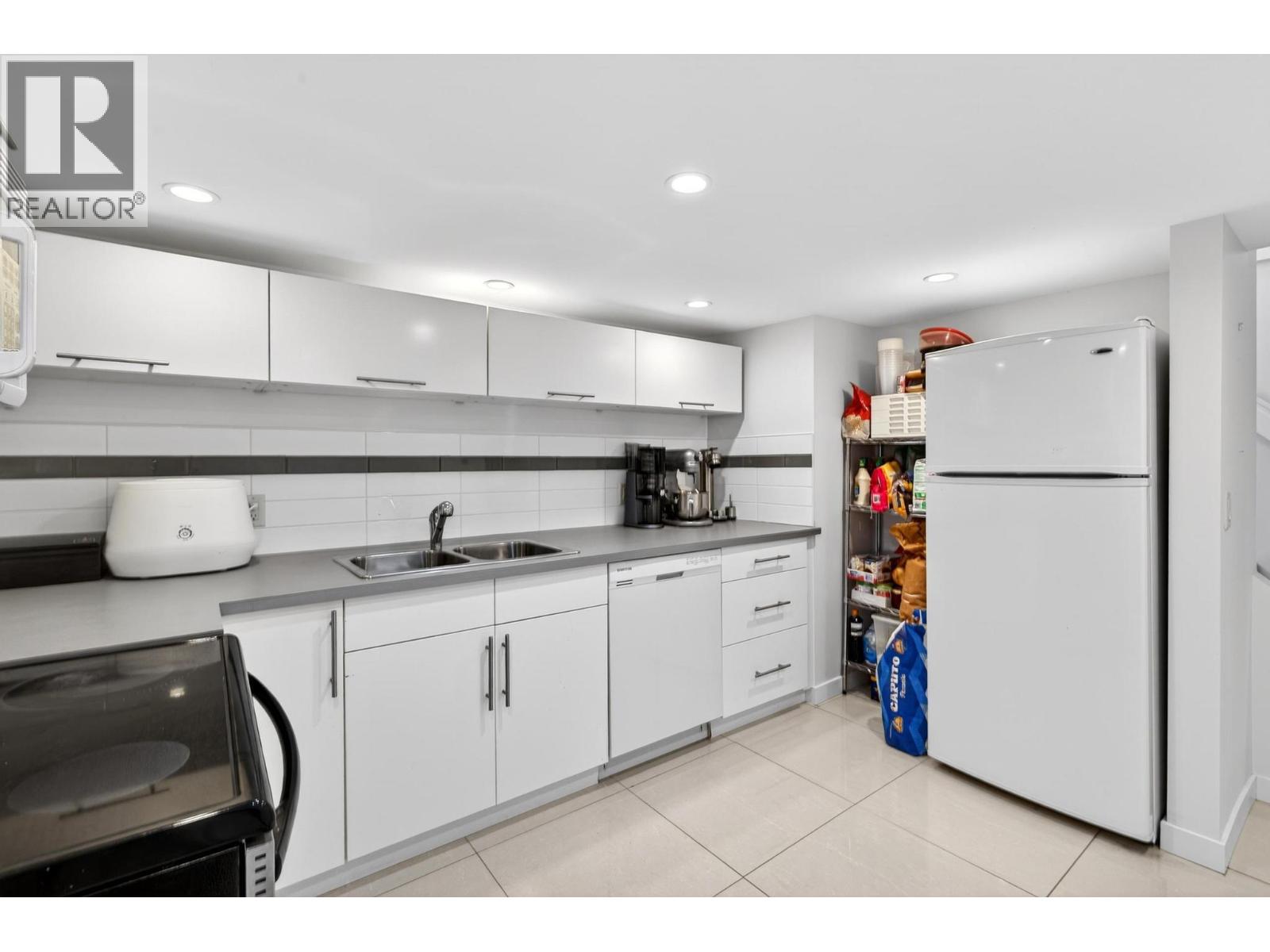  350 Yates Road, Kelowna