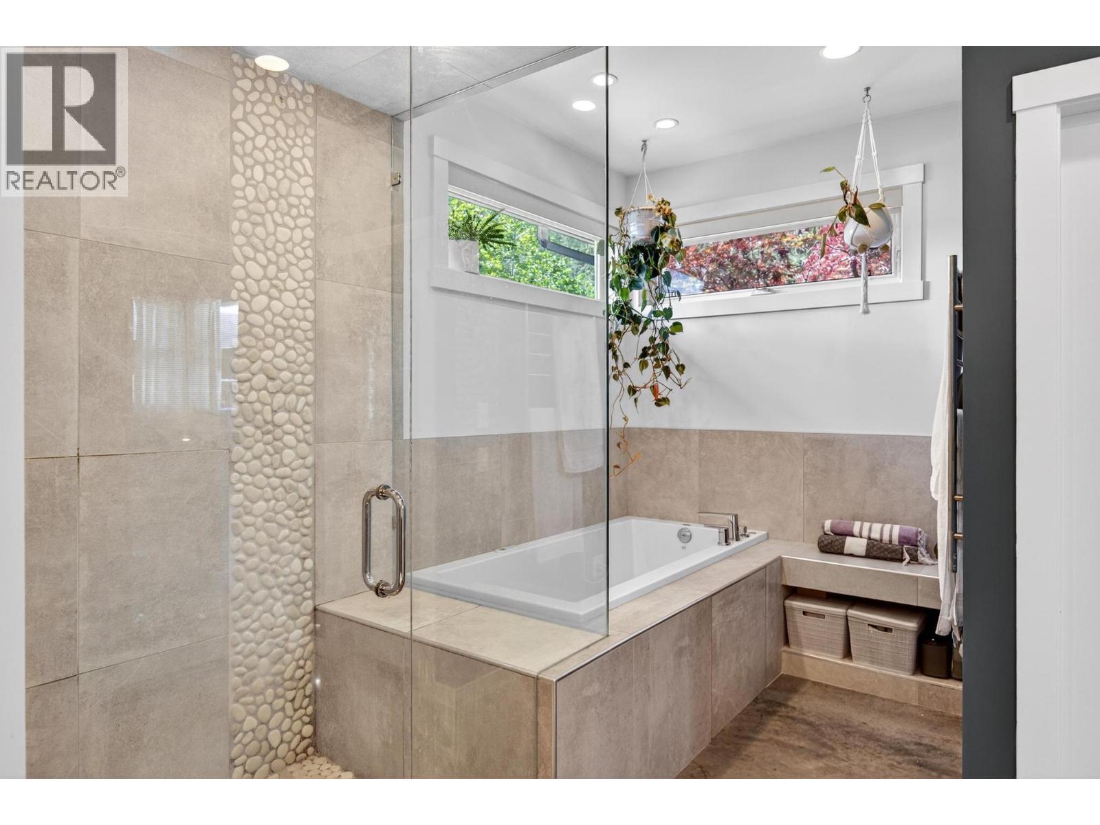 350 Yates Road - 21