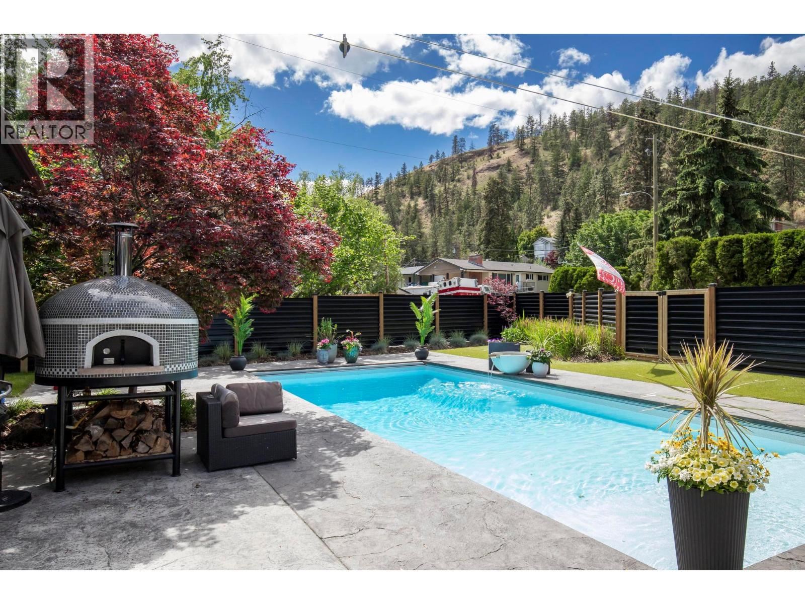  350 Yates Road, Kelowna